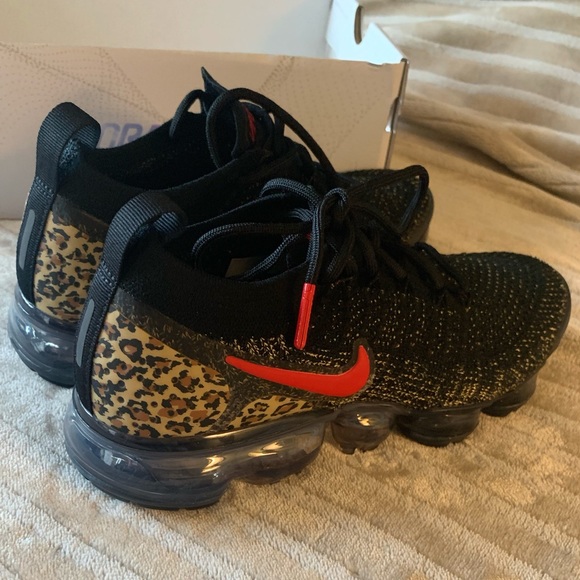 cheetah nike air